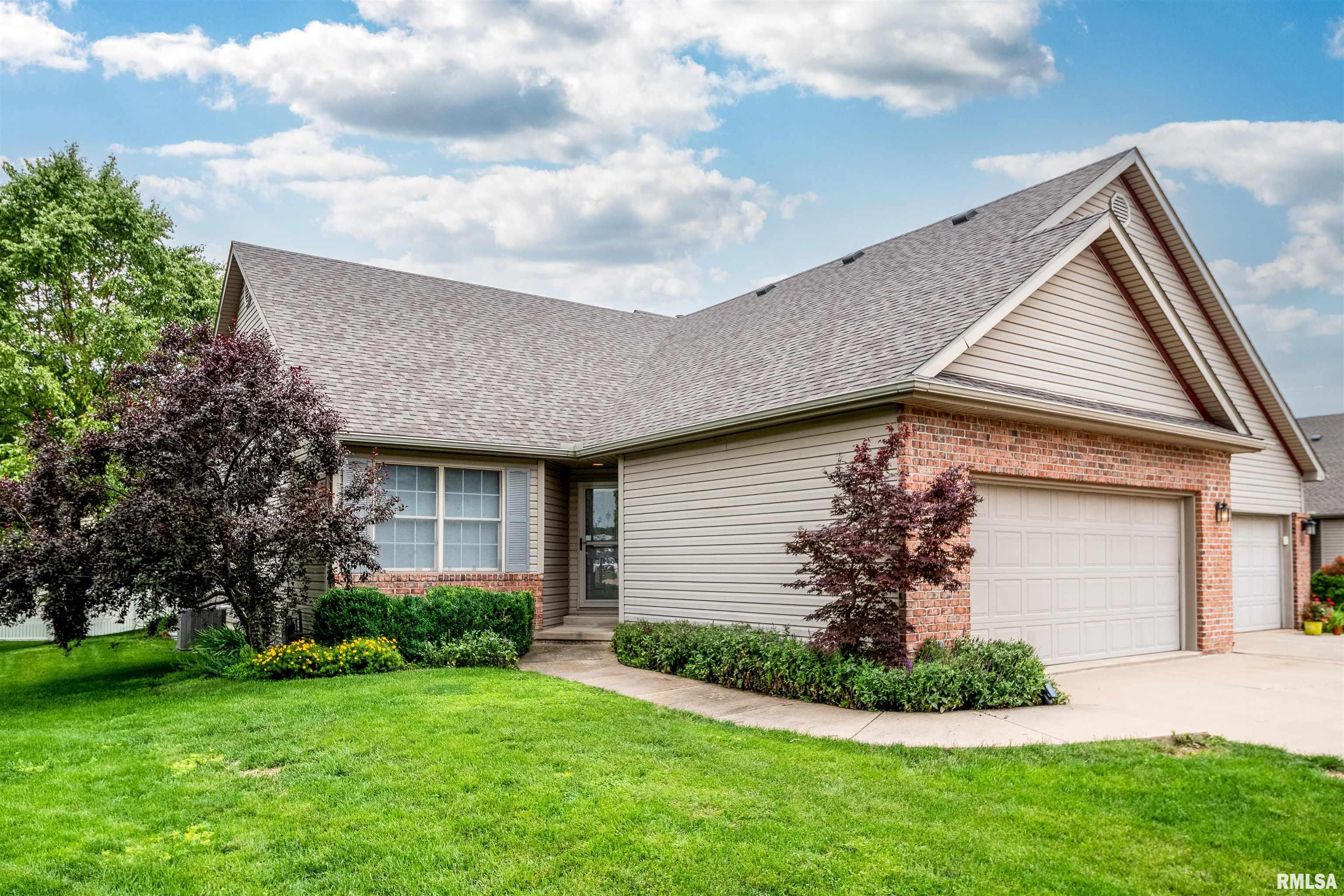 13 Elk Court Washington, IL 61571 - Photo 3 of 48
