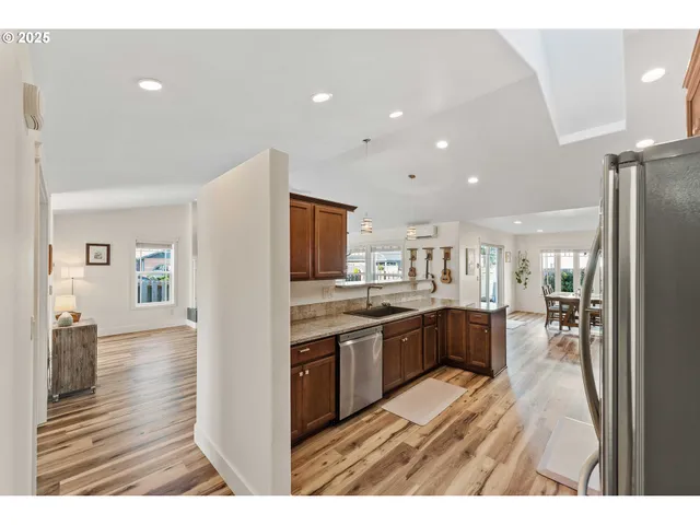 $655,000 | 2669 Cedar Loop, Bandon, OR 97411