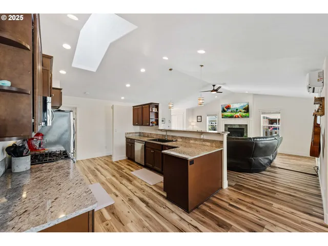 $655,000 | 2669 Cedar Loop, Bandon, OR 97411