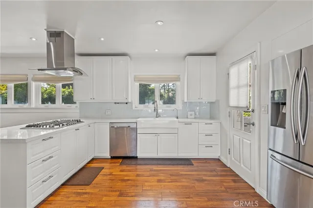 $6,995 | 4506 El Abaca Place, Tarzana, CA 91356