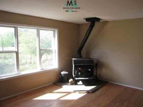 4465 Martin Capac, MI 48014 - Photo 3 of 5 599476-2.JPG