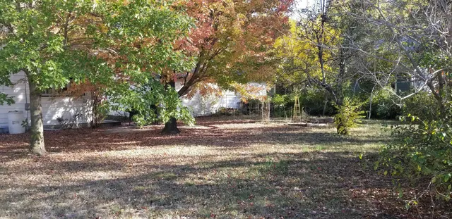 $165,000 | 225 North Weaver Avenue, Hesston, KS 67062