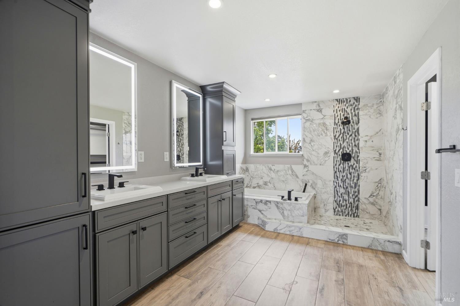 1731 Walnut Creek Drive Santa Rosa, CA 95403 - Photo 13 of 23