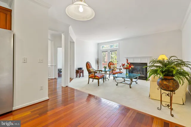 $4,000 | 8952 Landerfield Court, Lorton, VA 22079