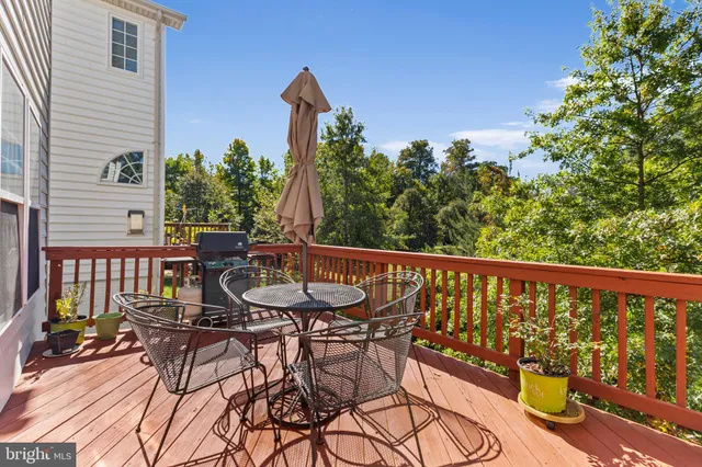 $4,000 | 8952 Landerfield Court, Lorton, VA 22079