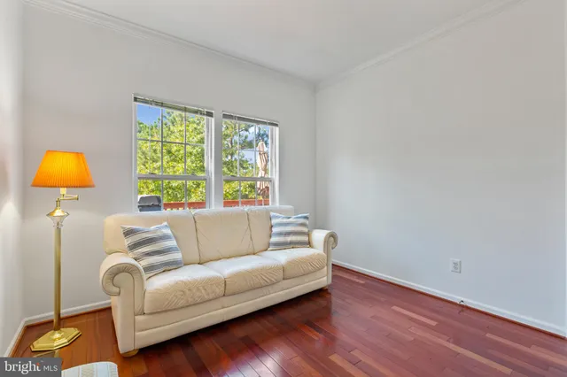 $4,000 | 8952 Landerfield Court, Lorton, VA 22079