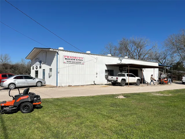 $199,000 | 707 East Milam Street, Wharton, TX 77488