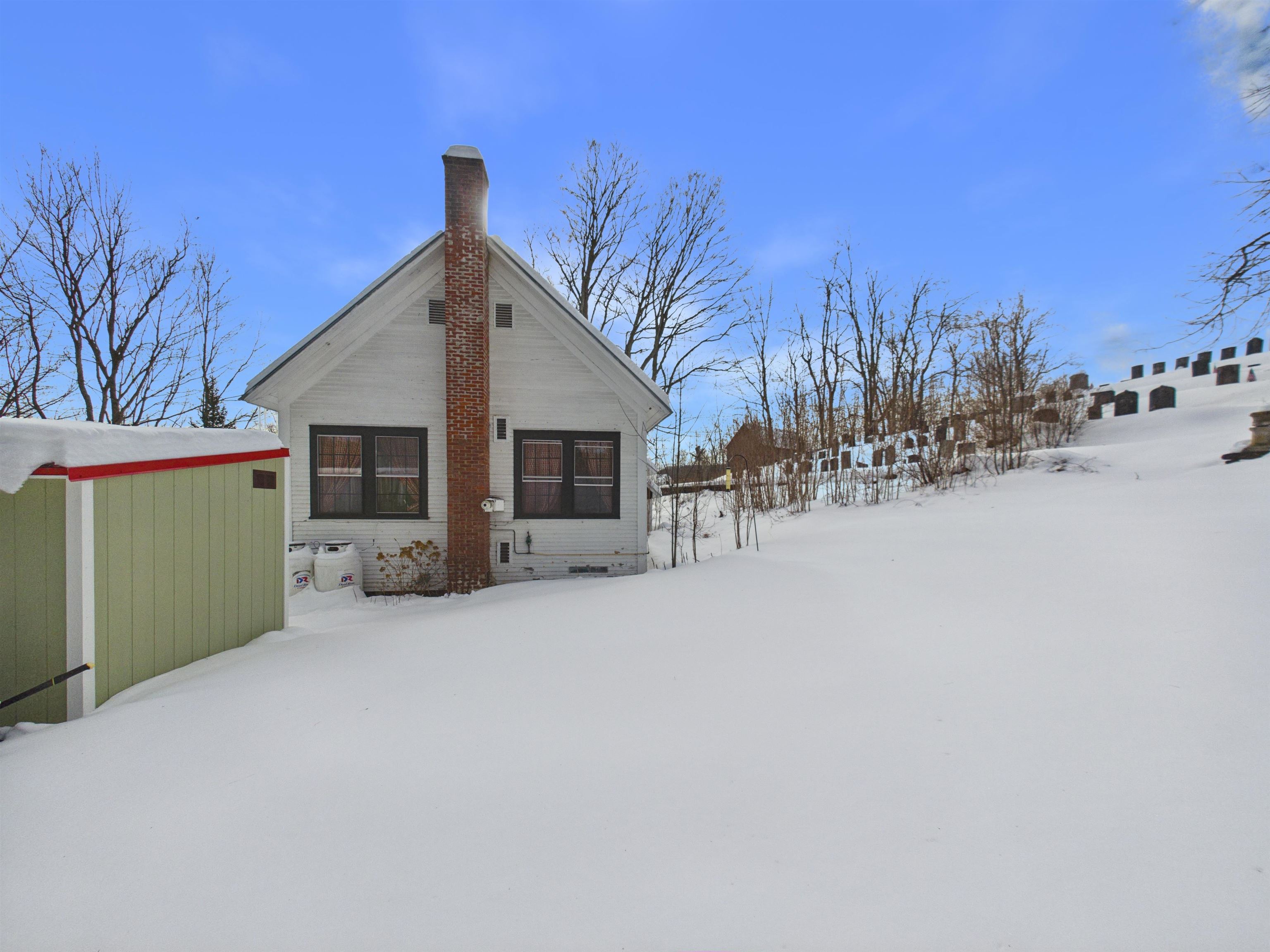 121 Howe Hill Road Pomfret, VT 05053 - Photo 31 of 32