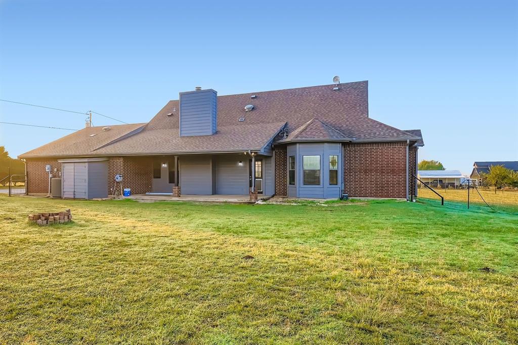 6025 Ge Horton Road Justin, TX 76247 - Photo 34 of 40