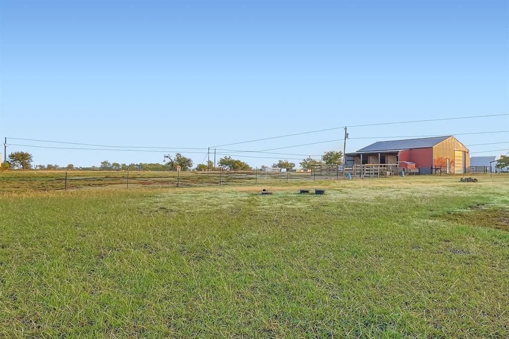 6025 Ge Horton Road Justin, TX 76247 - Photo 35 of 40