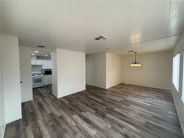 $1,250 | 2995 East Ames Avenue, Kingman, AZ 86409