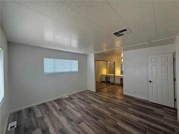 $1,250 | 2995 East Ames Avenue, Kingman, AZ 86409