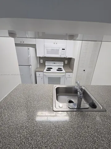 $2,350 | 9718 Hammocks Boulevard, Unit 20235, Miami, FL 33196