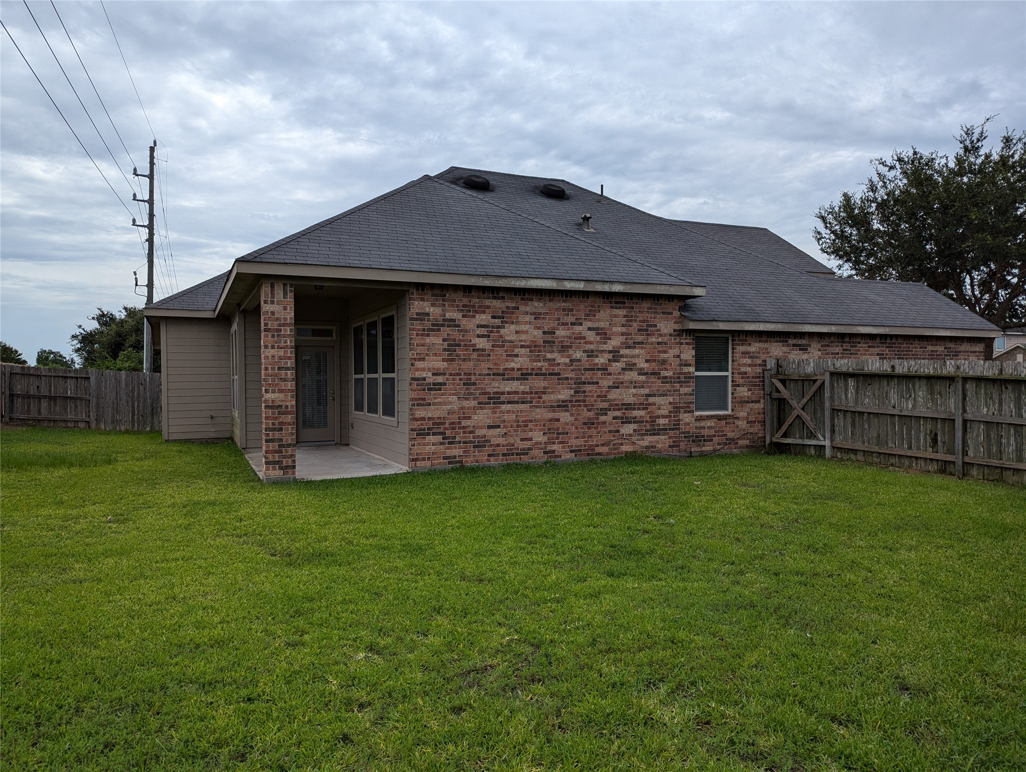 8041 Silent Deep Drive Rosenberg, TX 77469 - Photo 23 of 24 Complete irrigation system for easy lawn maintenance.