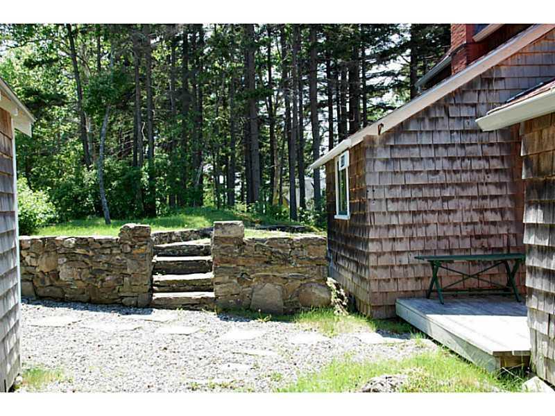 2318 Harpswell Islands Road Bailey Island, ME 04003 - Photo 31 of 35 Exterior Front.