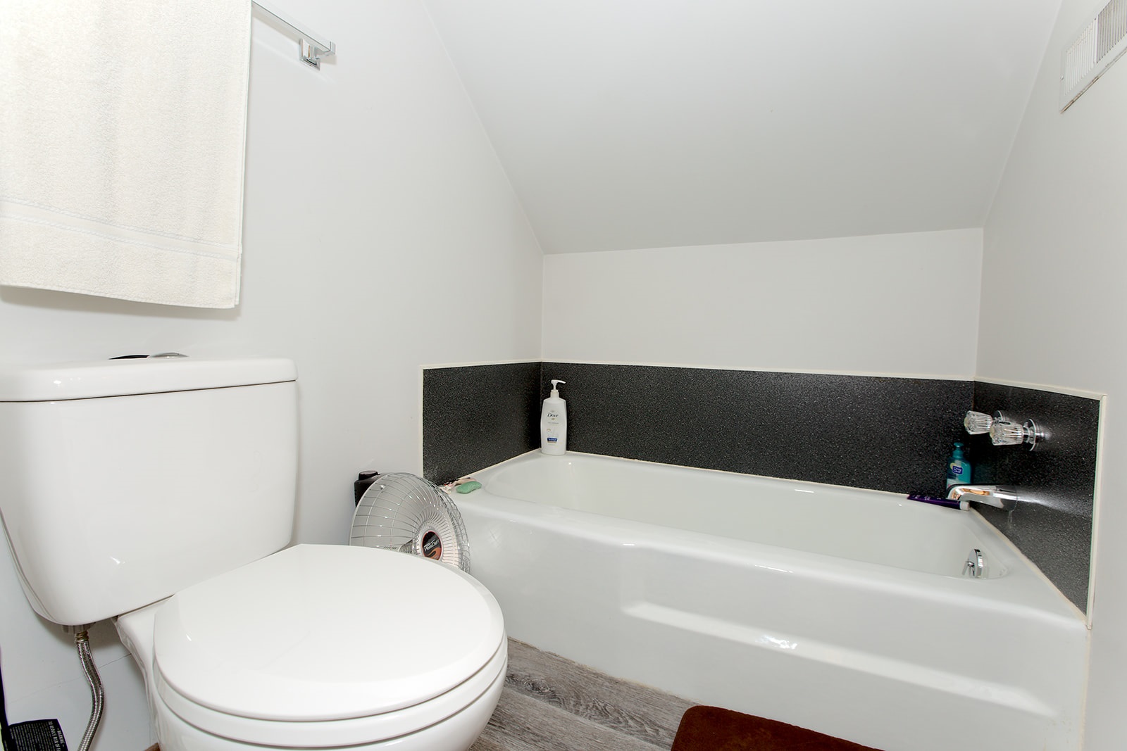 4707 Oldfield Place Fort Wayne, IN 46818 - Photo 33 of 35 Gallery Image 33