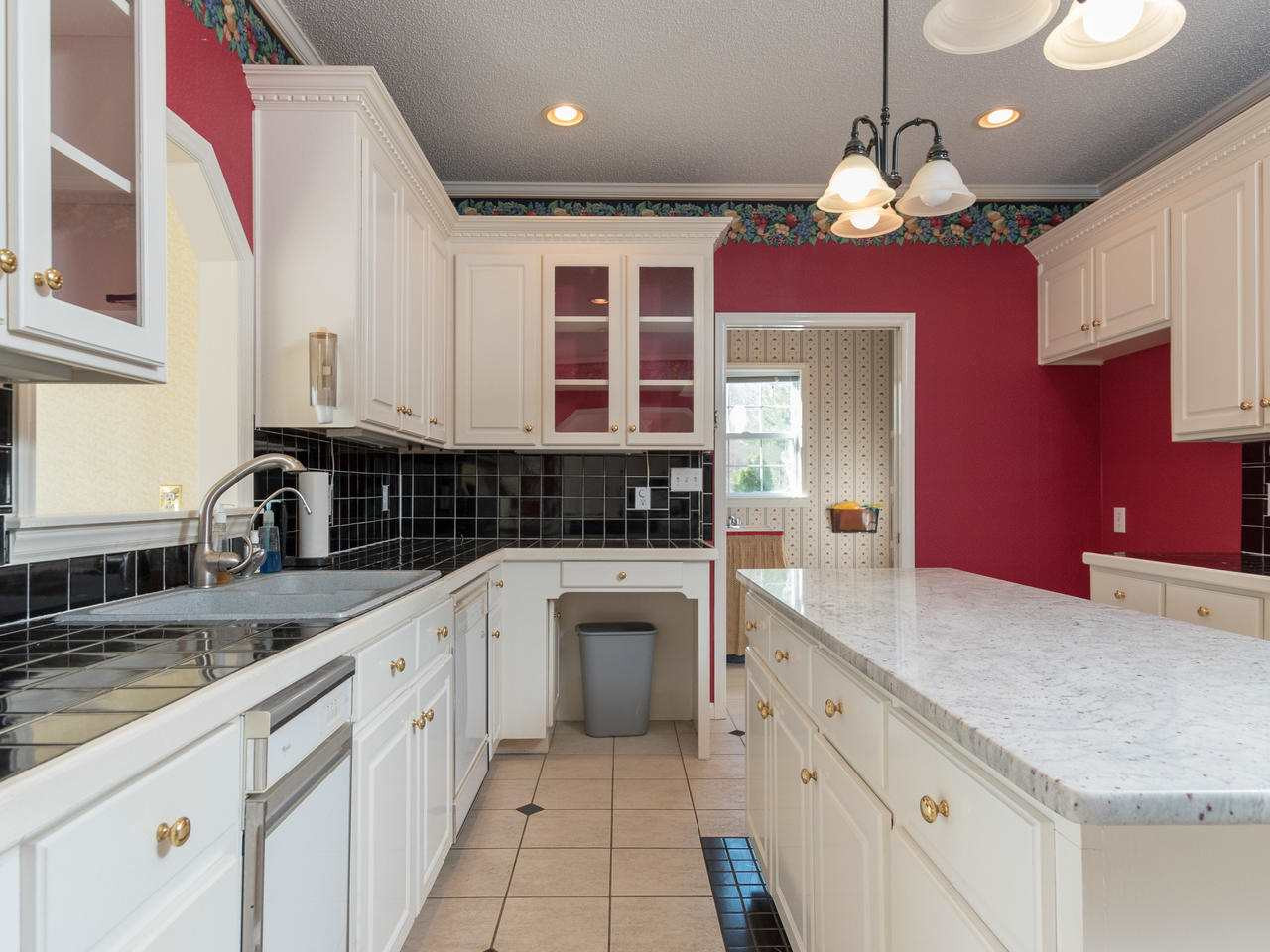 330 Steel Bridge Road Clayton, NC 27520 - Photo 19 of 30 Kitchen