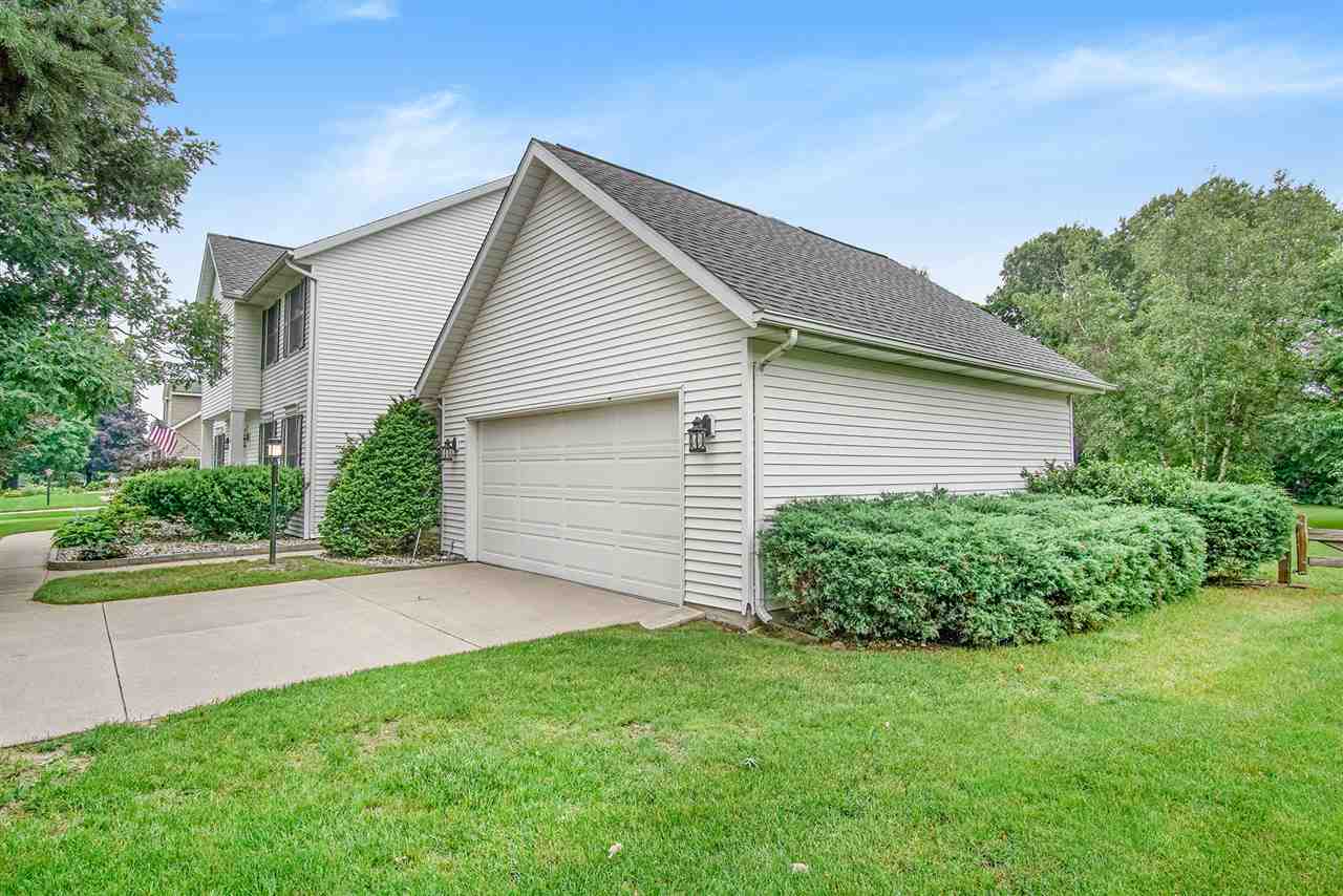 15740 Hunting Ridge Trail Granger, IN 46530 - Photo 3 of 29 Gallery Image 3