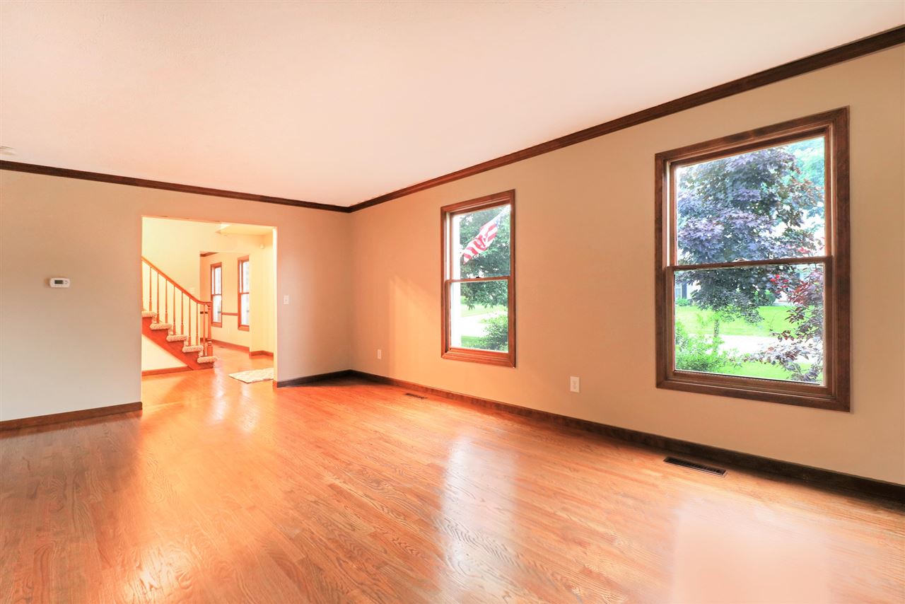 15740 Hunting Ridge Trail Granger, IN 46530 - Photo 7 of 29 Gallery Image 7