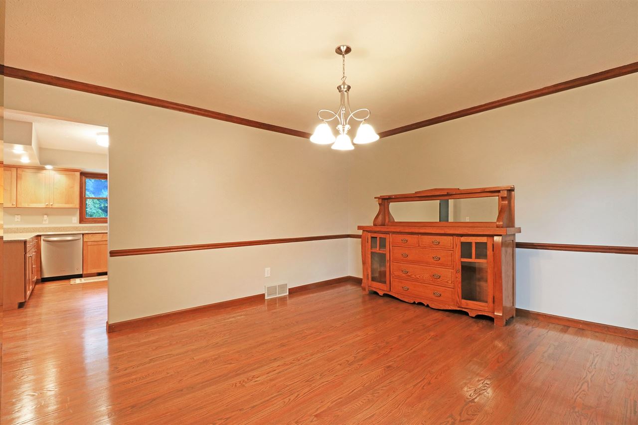 15740 Hunting Ridge Trail Granger, IN 46530 - Photo 8 of 29 Gallery Image 8