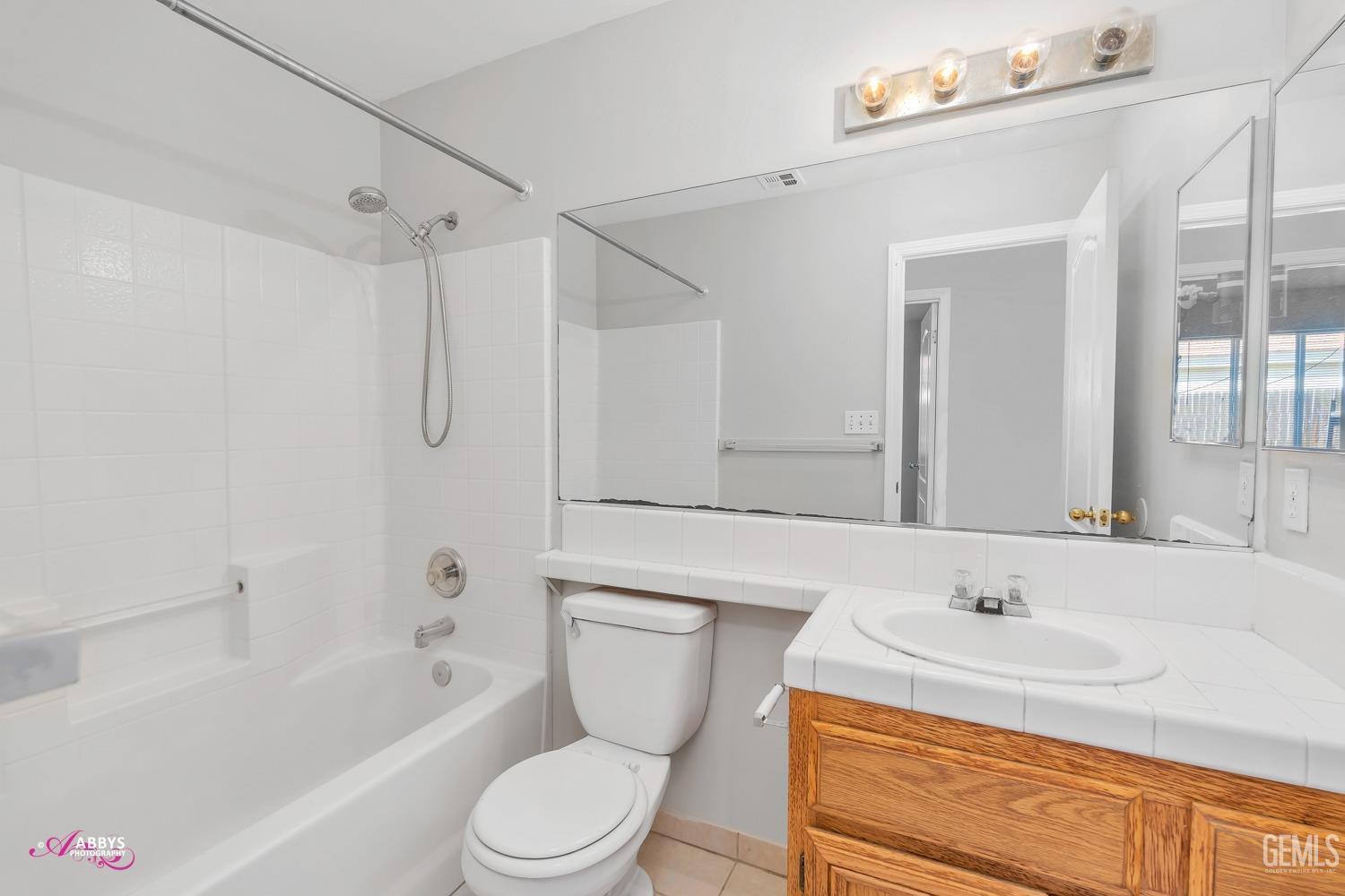 Undisclosed Address Bakersfield, CA 93312 - Photo 21 of 56