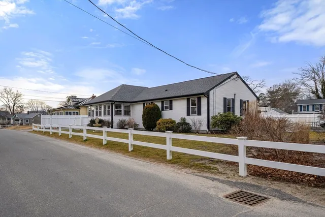 $680,000 | 92 Choctaw Drive, Wareham, MA 02532