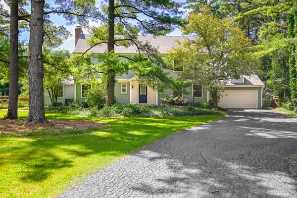 $649,000 | 8307 Concord Drive, Bull Valley, IL 60098