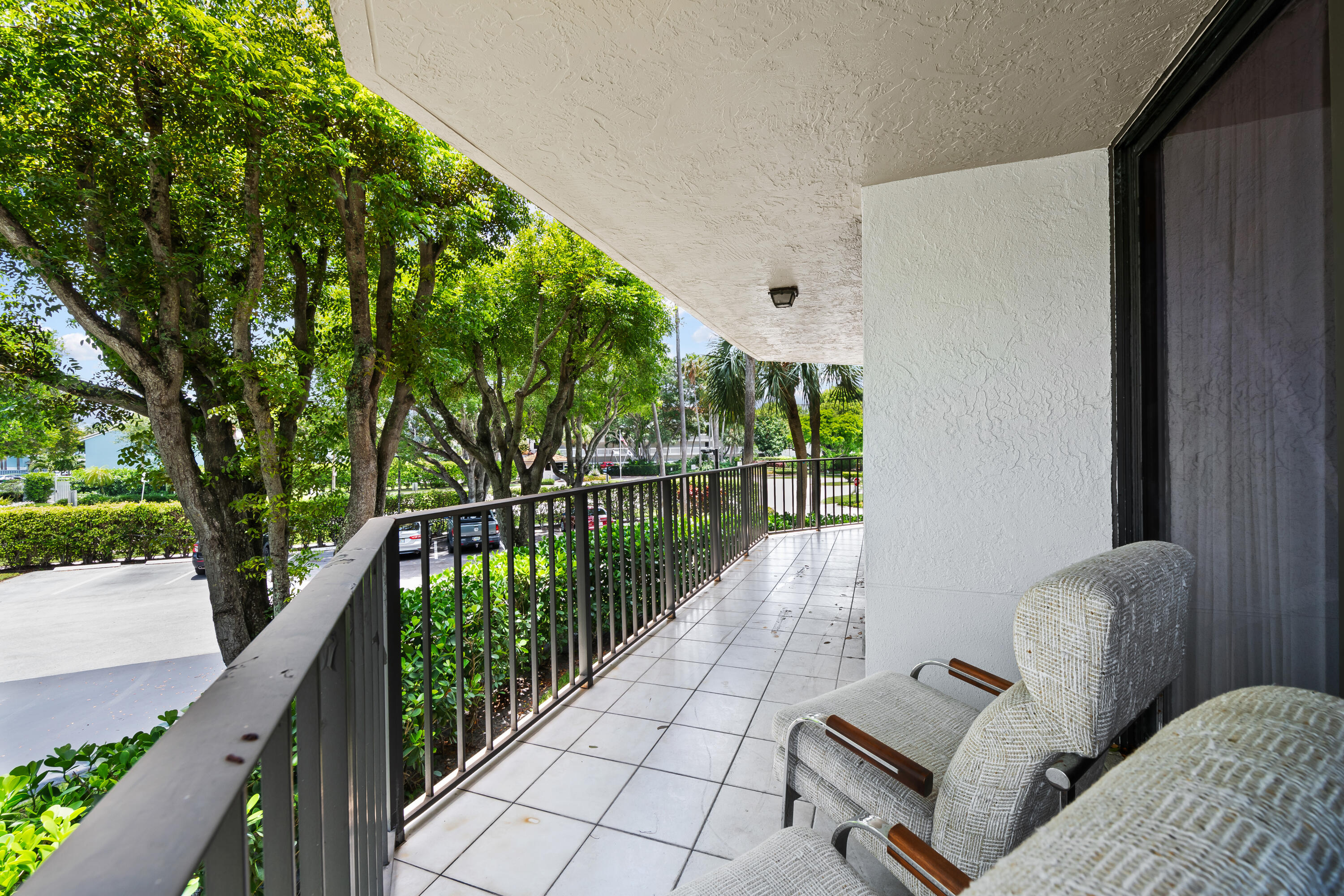 799 Jeffery Street, Unit 201 Boca Raton, FL 33487 - Photo 7 of 36 DSC_3734
