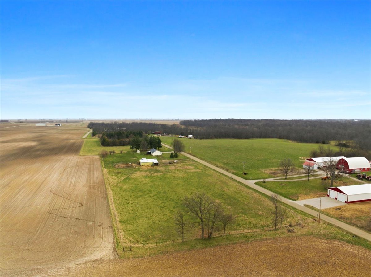 6009 Park Road Clinton, IL 61727 - Photo 23 of 27