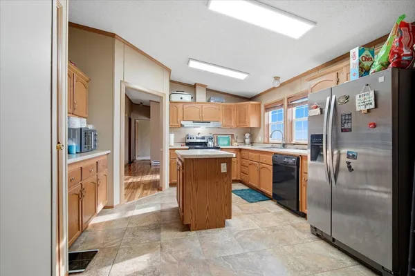 $199,900 | 6009 Park Road, Clinton, IL 61727