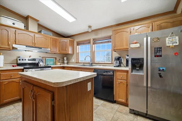 $199,900 | 6009 Park Road, Clinton, IL 61727