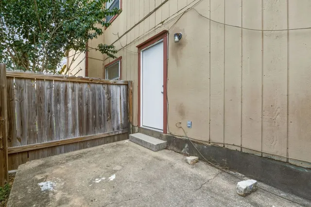 $995 | 2303 Rachael Court, Unit A, Austin, TX 78748