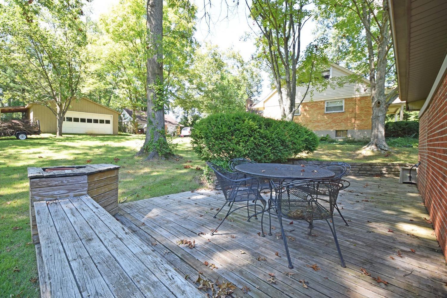 1047 Markley Road Cincinnati, OH 45230 - Photo 6 of 50