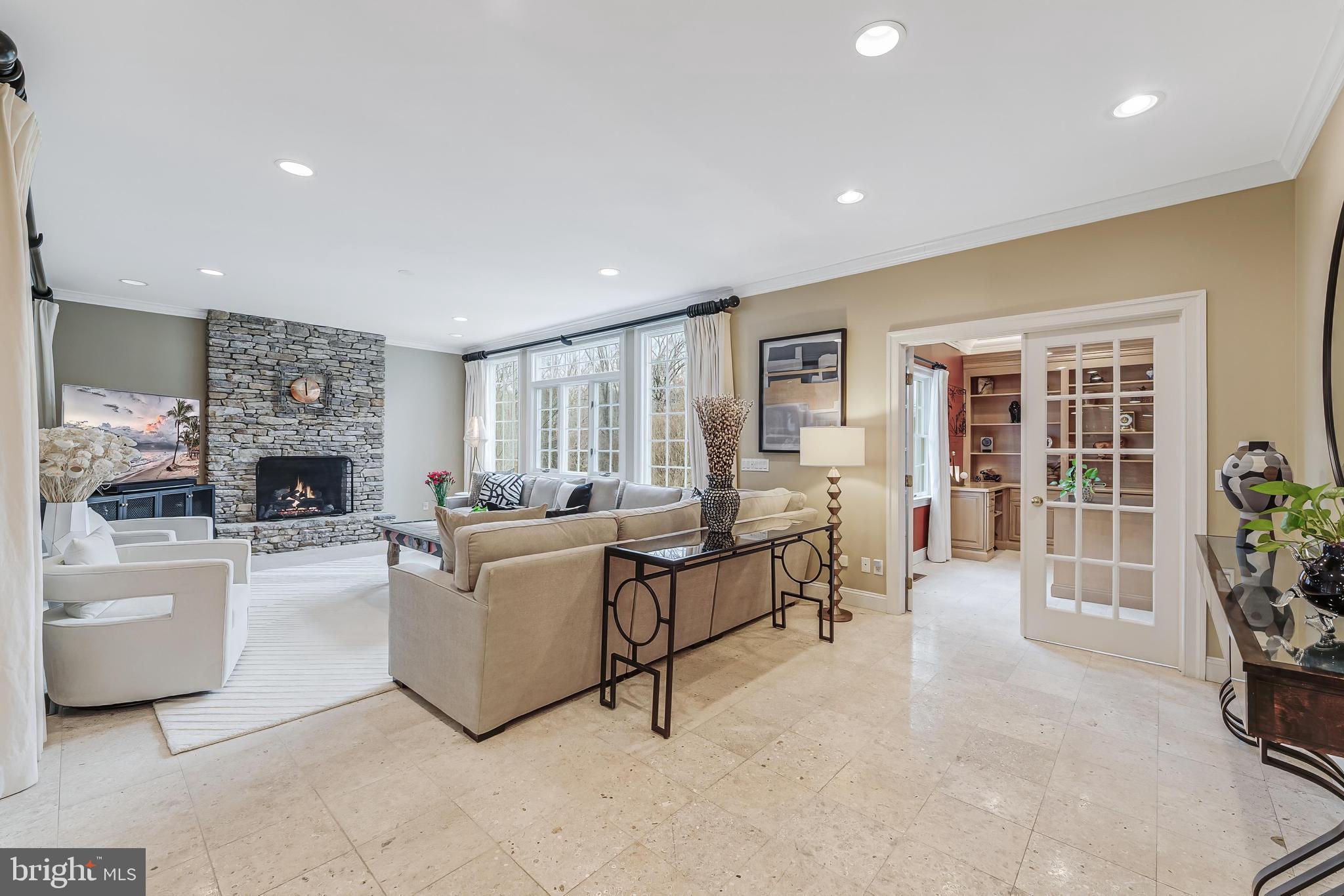 9327 Sprinklewood Lane Potomac, MD 20854 - Photo 21 of 96