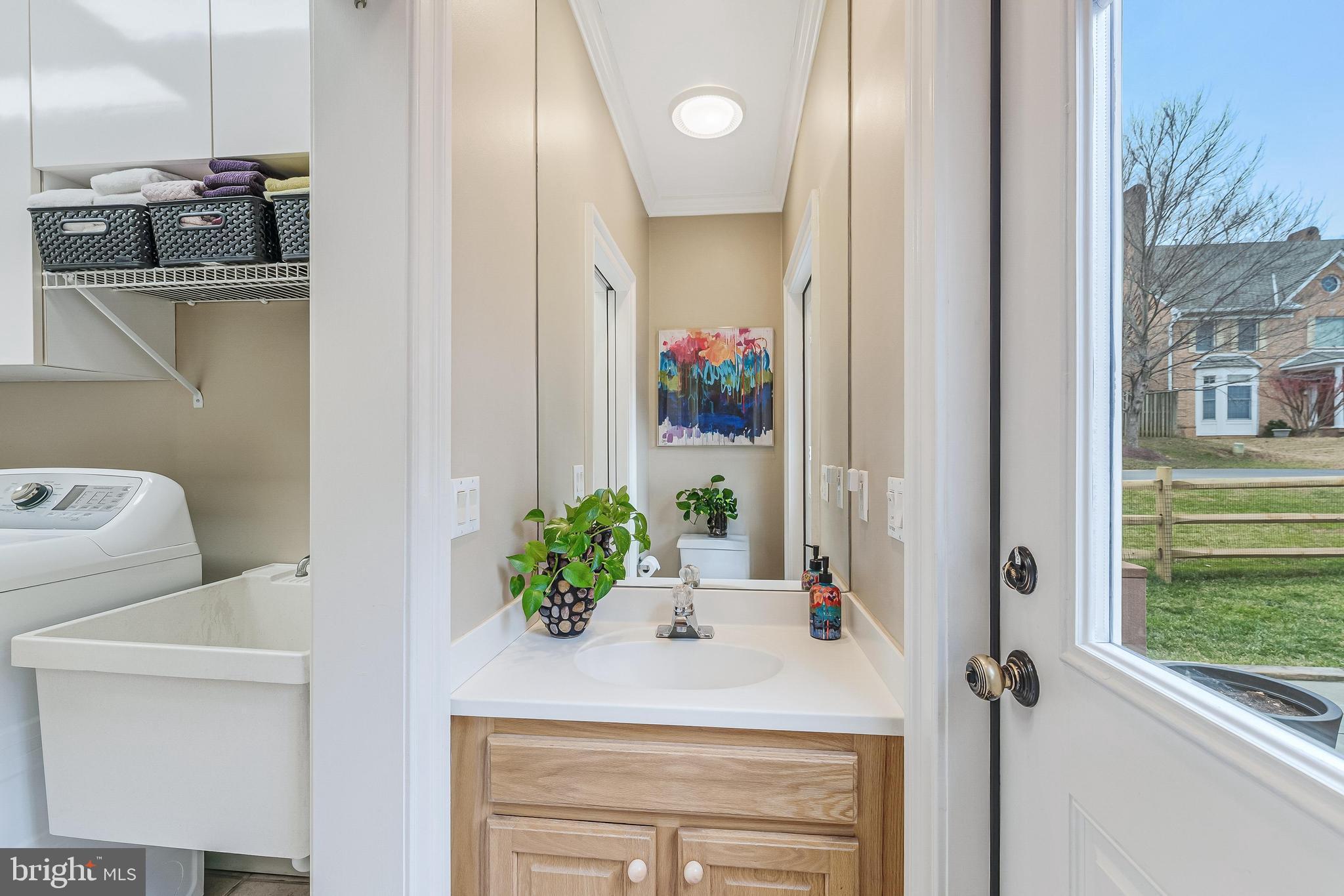 9327 Sprinklewood Lane Potomac, MD 20854 - Photo 43 of 96