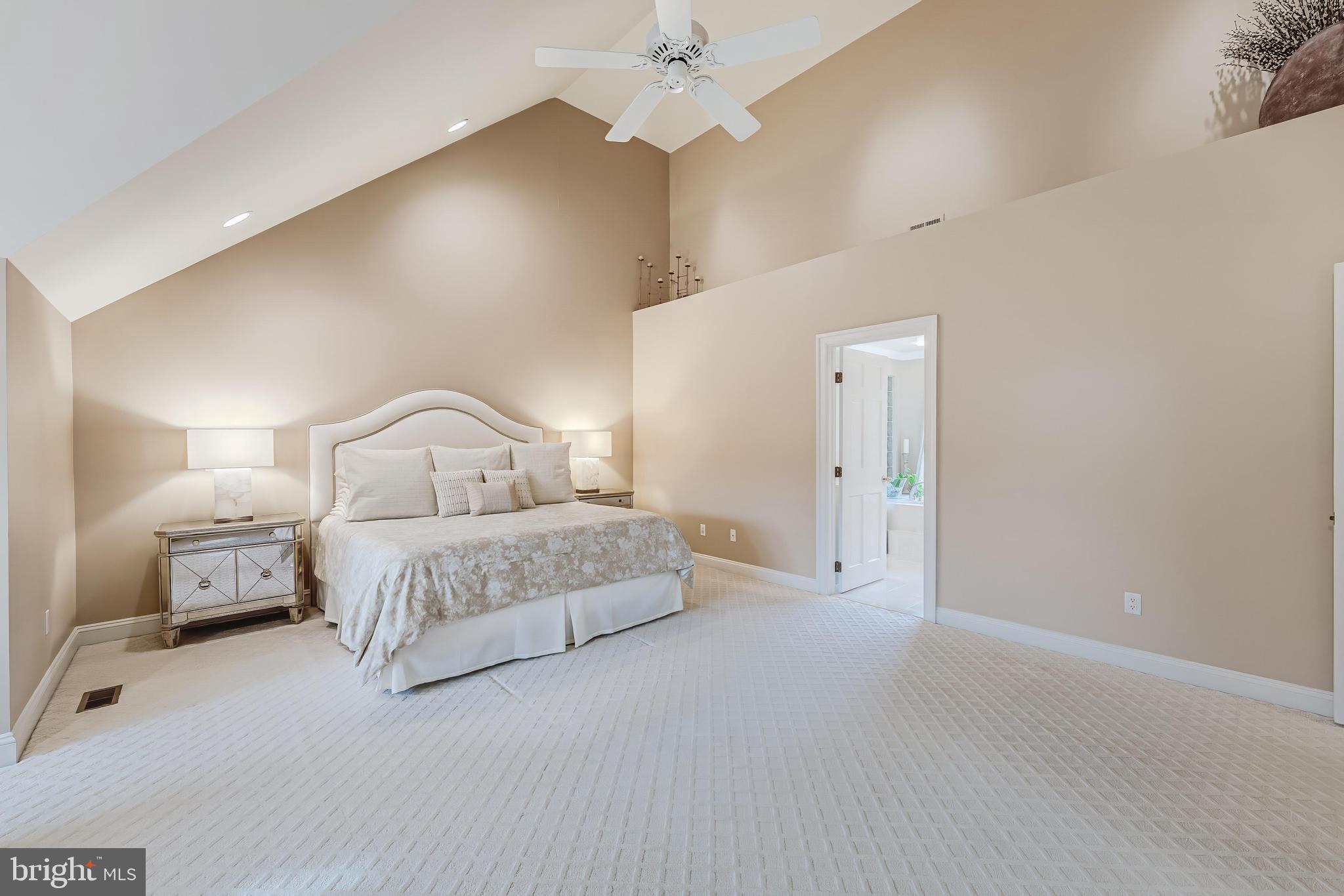 9327 Sprinklewood Lane Potomac, MD 20854 - Photo 49 of 96