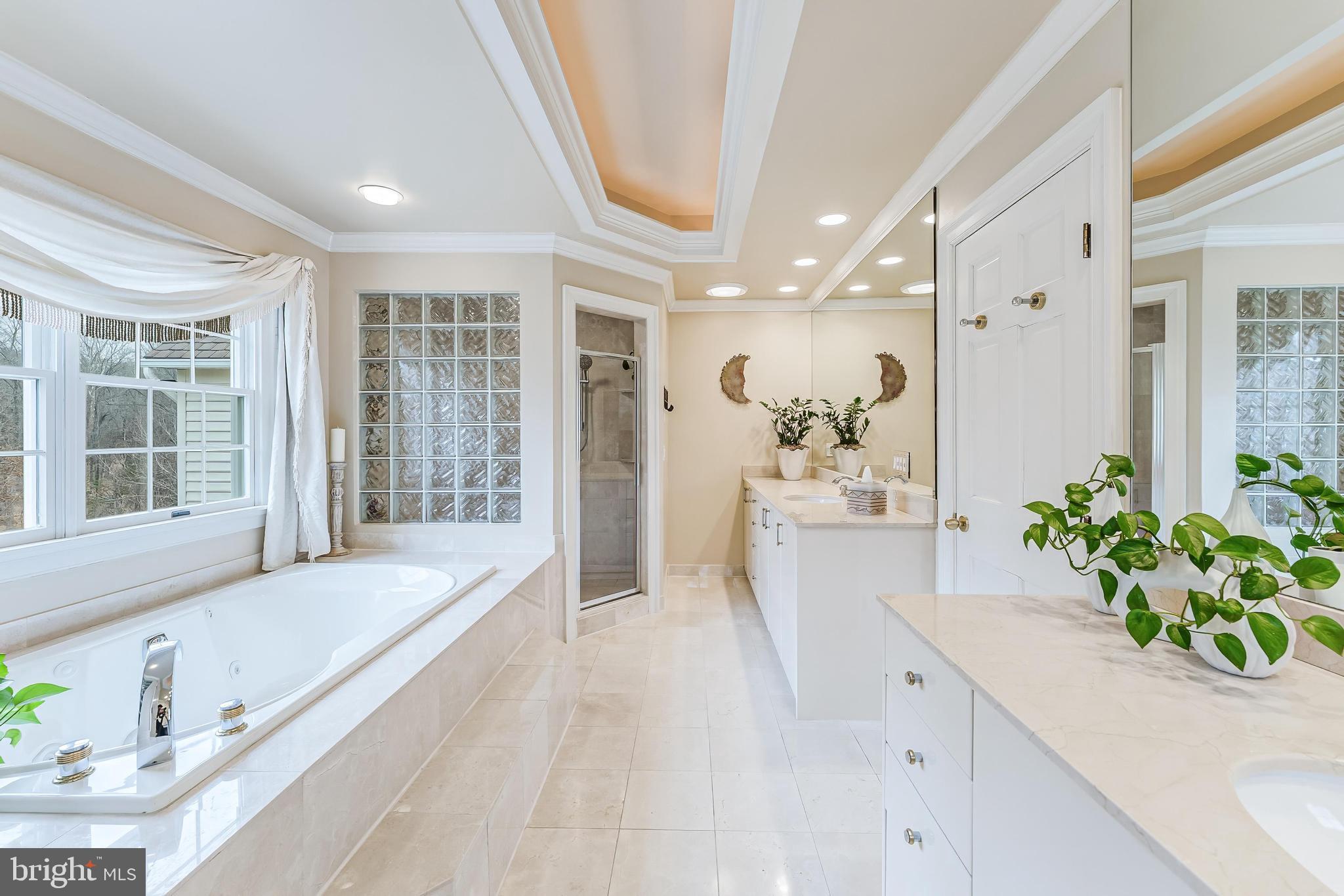 9327 Sprinklewood Lane Potomac, MD 20854 - Photo 55 of 96