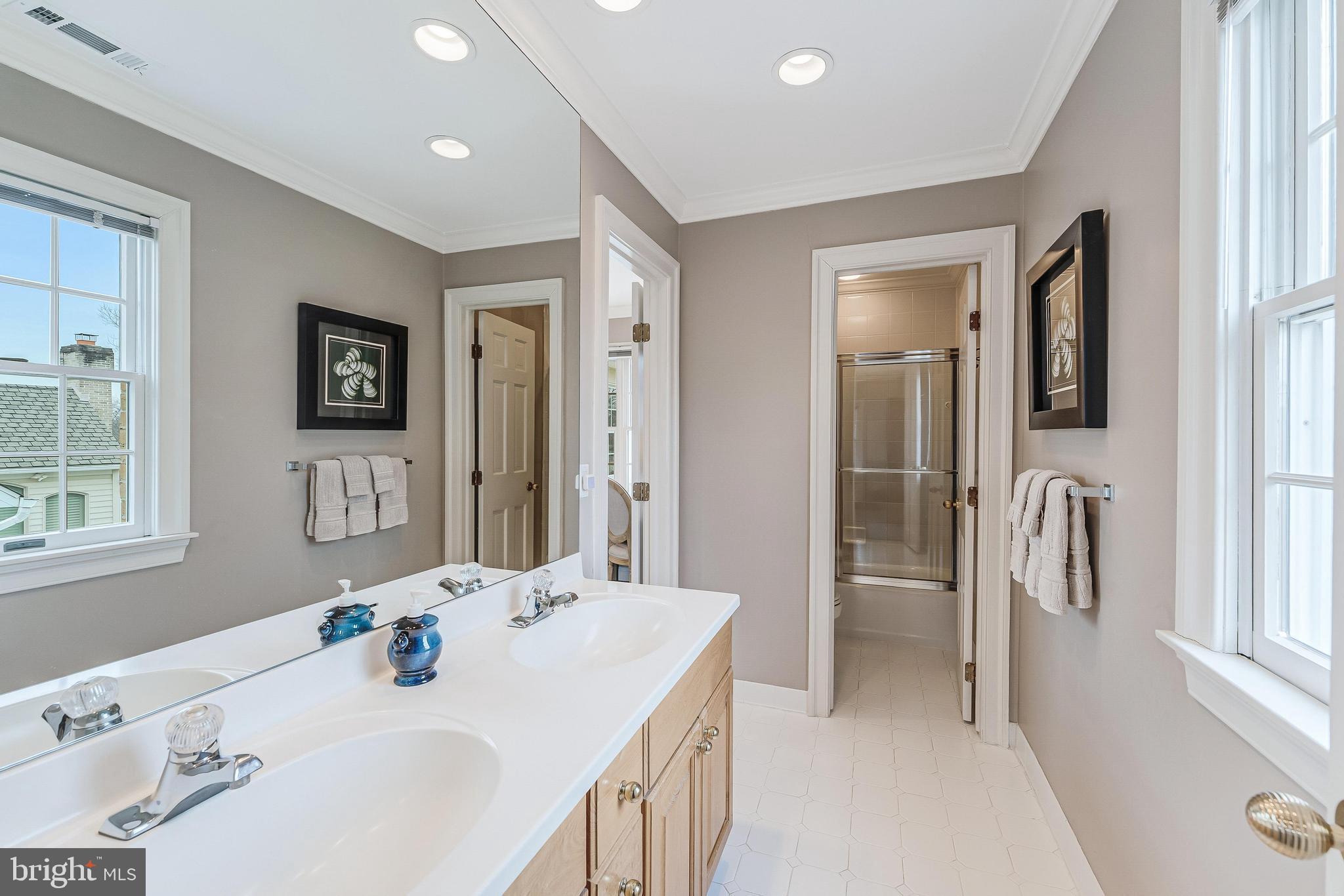 9327 Sprinklewood Lane Potomac, MD 20854 - Photo 64 of 96