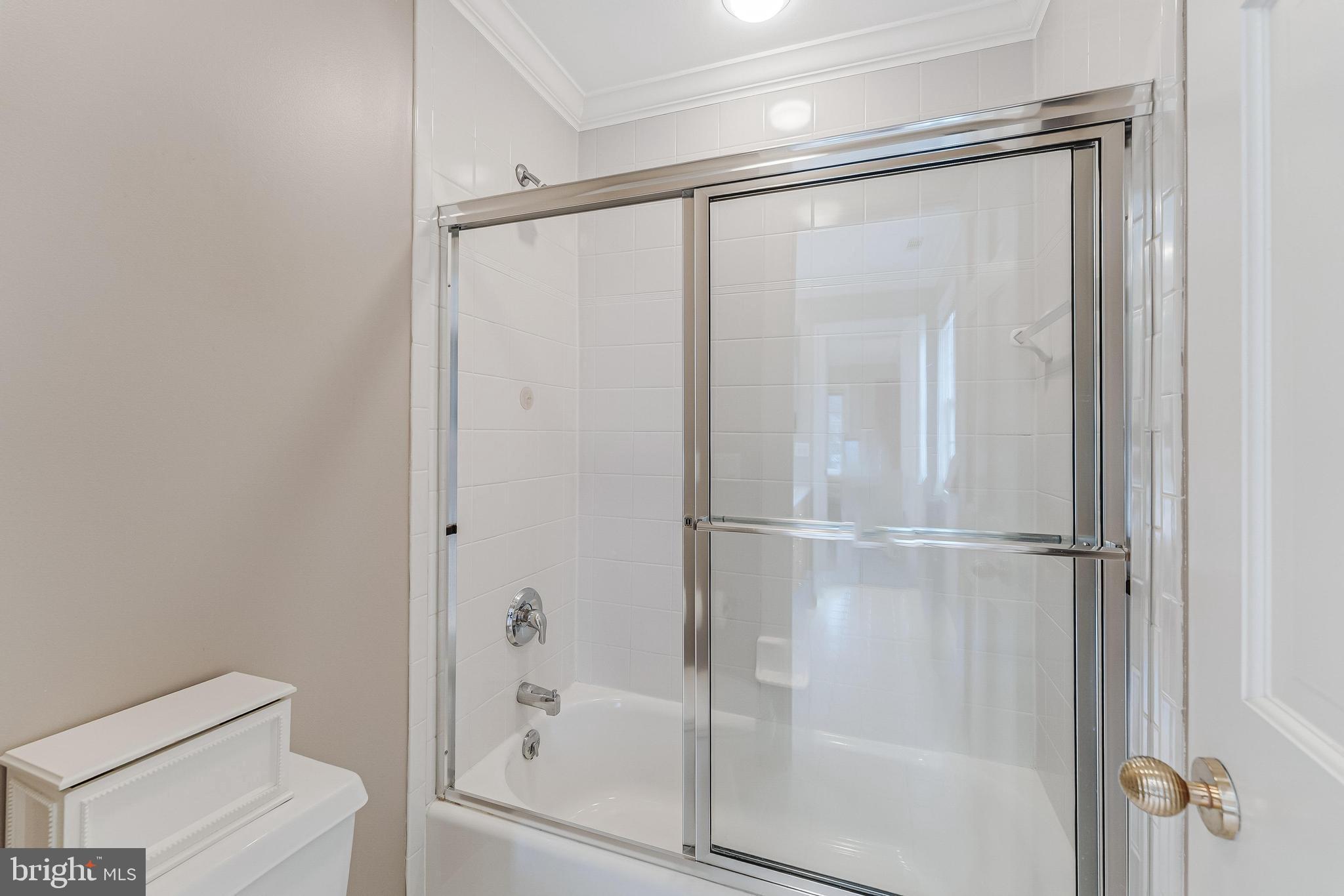 9327 Sprinklewood Lane Potomac, MD 20854 - Photo 65 of 96