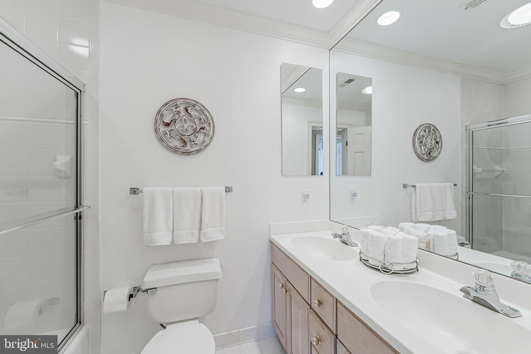 9327 Sprinklewood Lane Potomac, MD 20854 - Photo 69 of 96