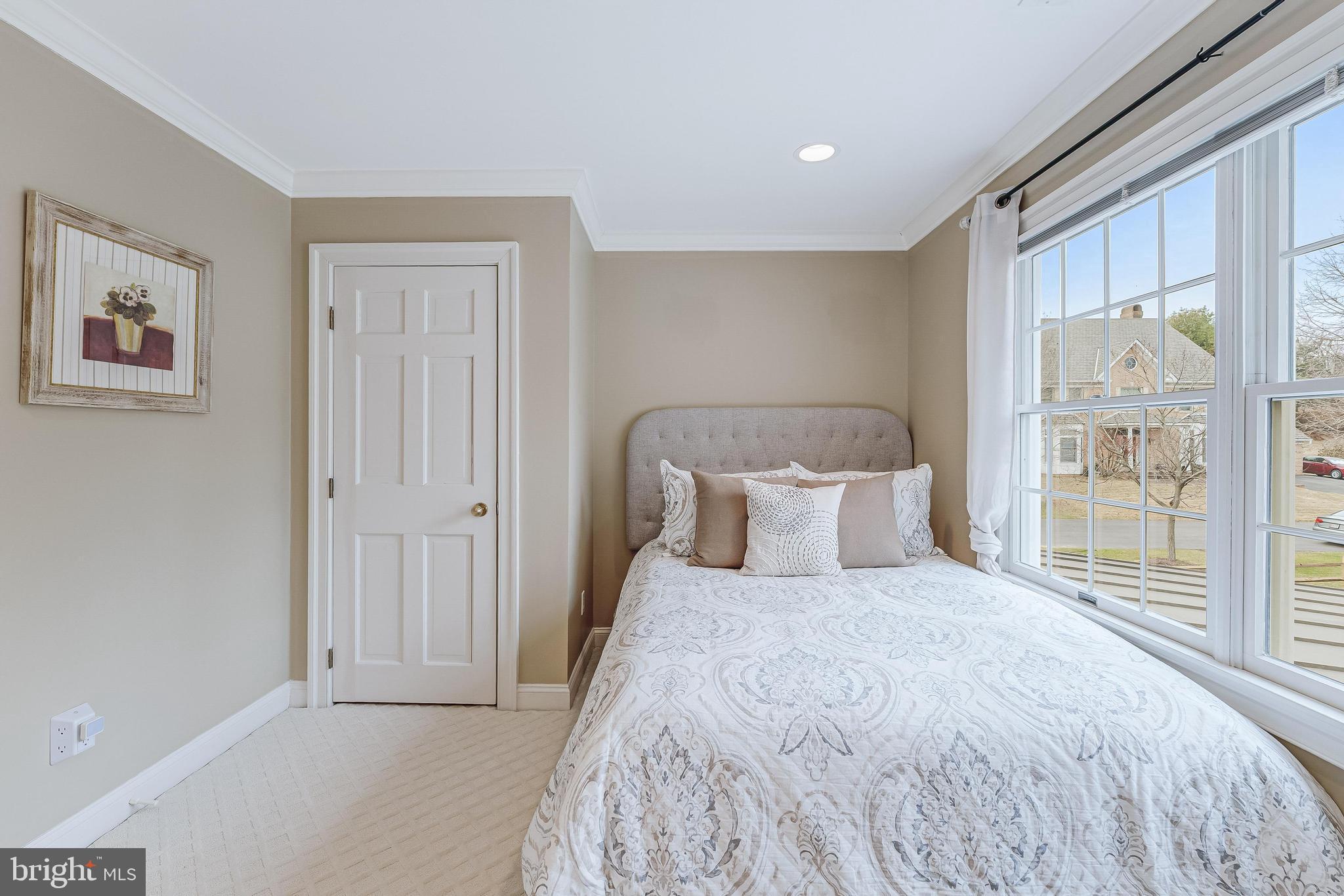 9327 Sprinklewood Lane Potomac, MD 20854 - Photo 71 of 96