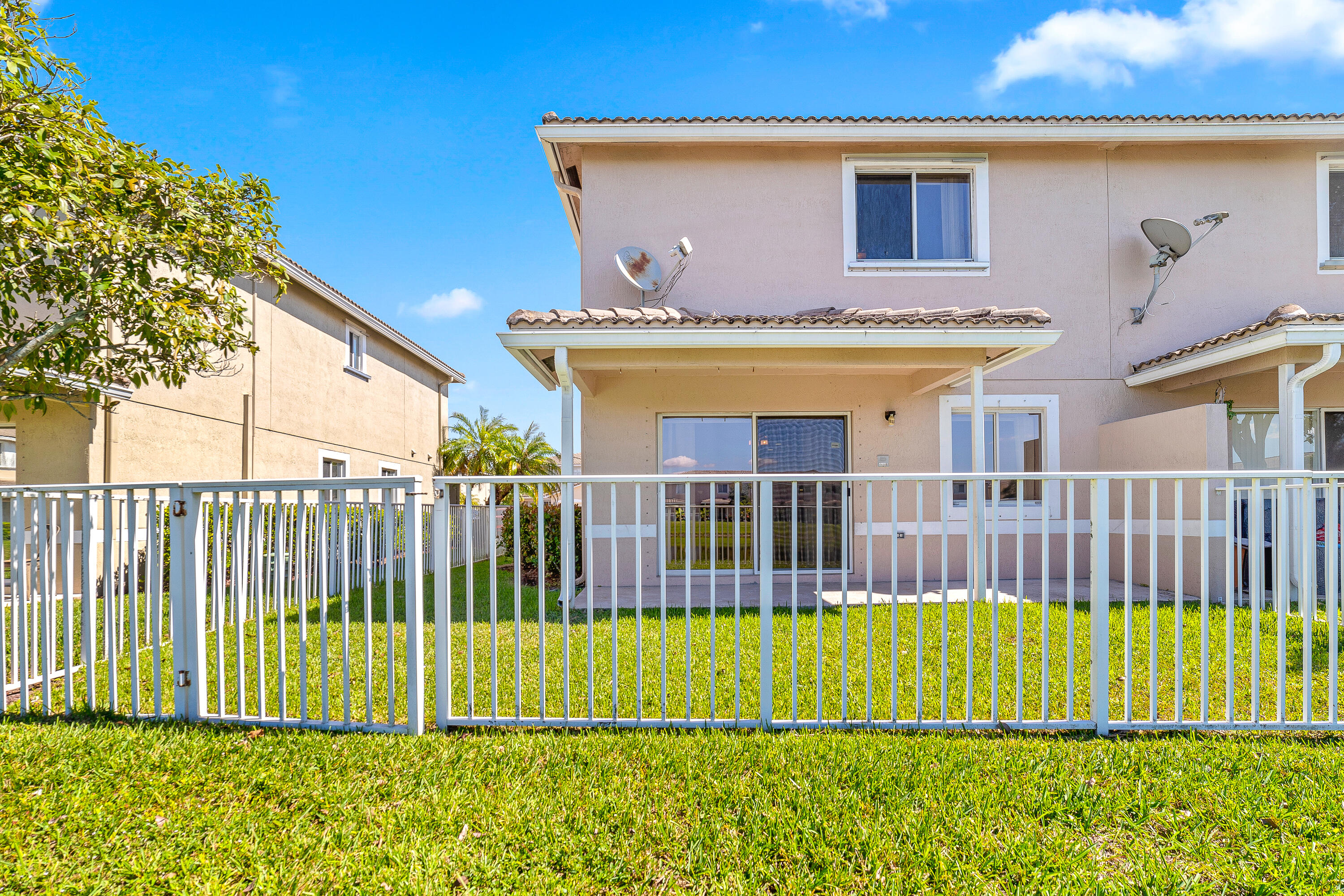 5935 Abbey Road, Unit 5935 Tamarac, FL 33321 - Photo 29 of 36 _DSC1544