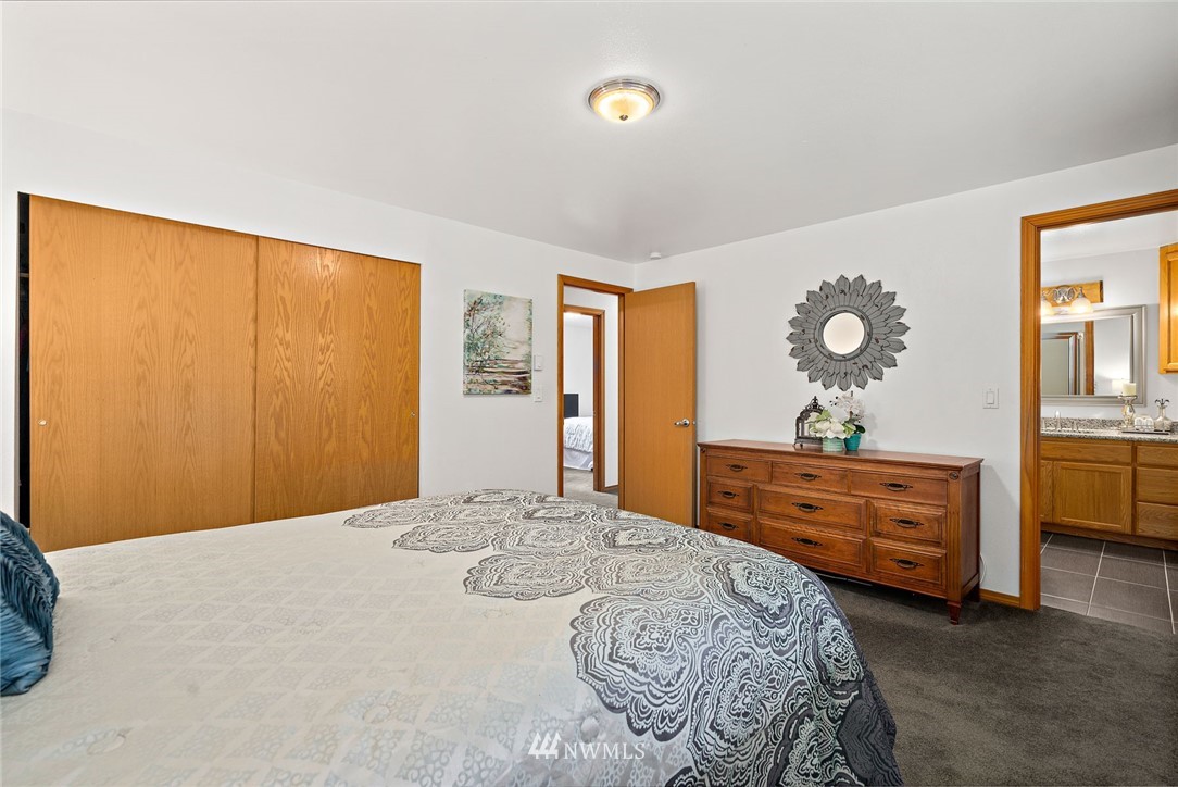 10618 Oak Road Lake Stevens, WA 98258 - Photo 11 of 29 Gallery Image 11