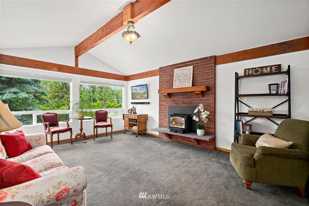 10618 Oak Road Lake Stevens, WA 98258 - Photo 3 of 29 Gallery Image 3