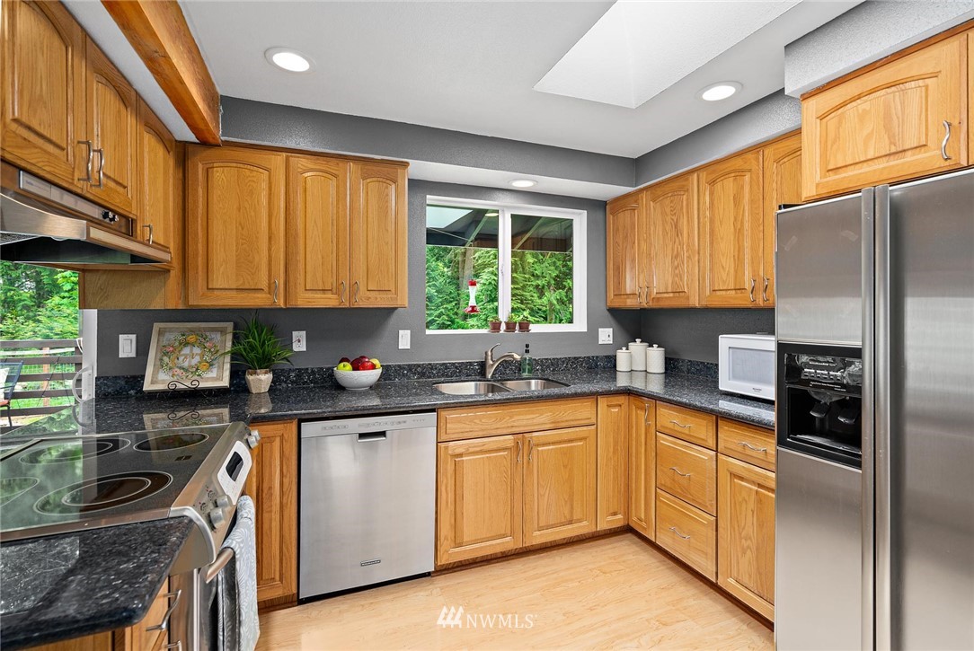 10618 Oak Road Lake Stevens, WA 98258 - Photo 8 of 29 Gallery Image 8