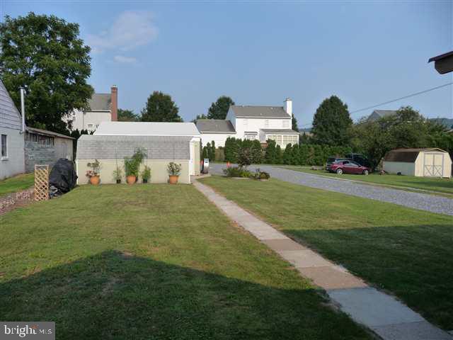423 Middletown Road Hummelstown, PA 17036 - Photo 14 of 16 Gallery Image 14