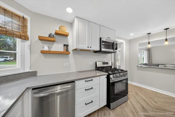 $305,000 | 844 Bode Road, Elgin, IL 60120