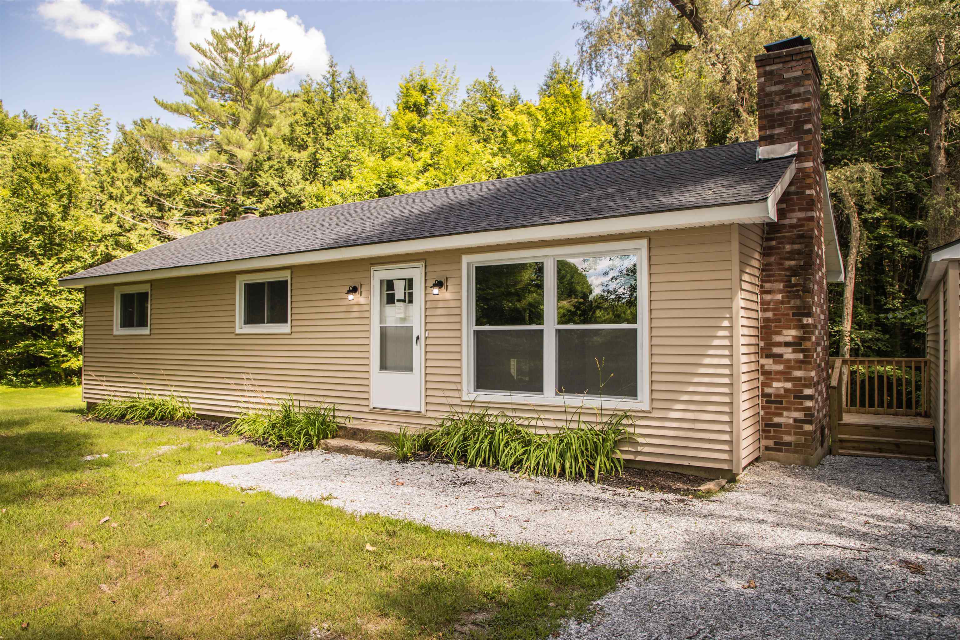 812 Middle Road Clarendon, VT 05759 - Photo 4 of 40