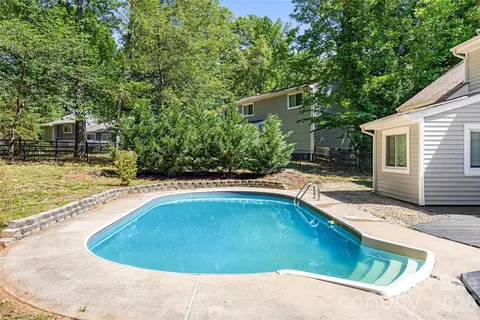 $525,000 | 9526 Fairway Ridge Road, Charlotte, NC 28277