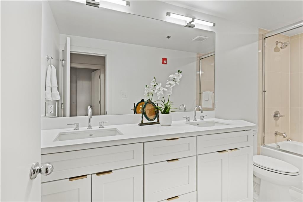 822 North Rampart Street, Unit 302 New Orleans, LA 70116 - Photo 13 of 18